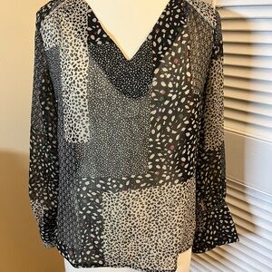 ANNA KAY Black and White Patchwork Blouse